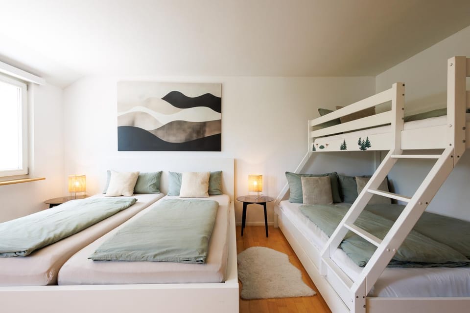Bed, Photo of the whole room, Bedroom, bunk bed
