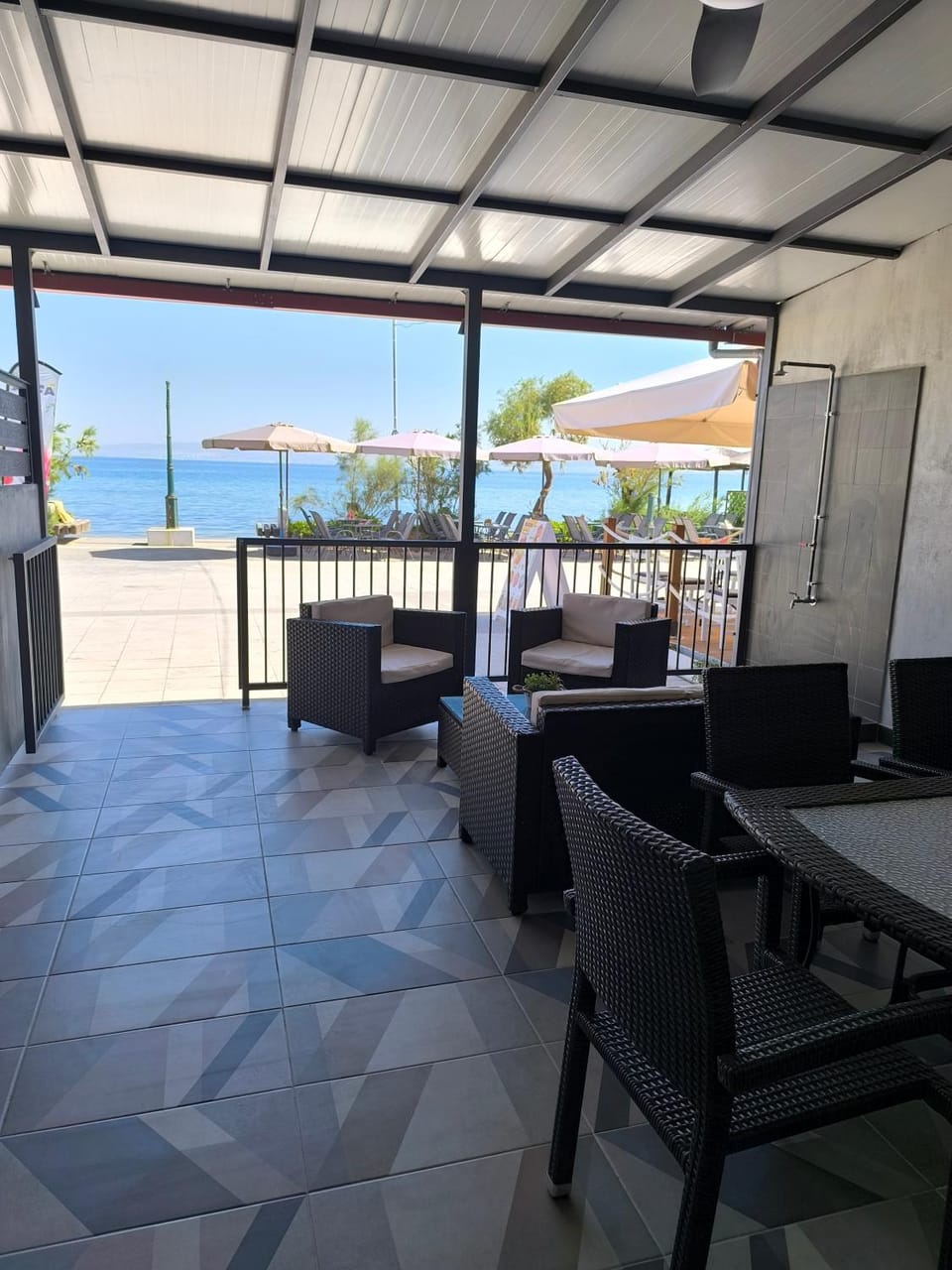 Patio, Natural landscape, View (from property/room), Balcony/Terrace, Living room, Seating area, Dining area, Sea view