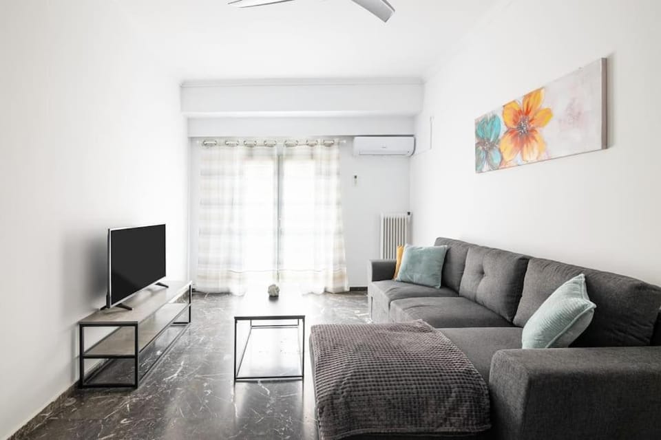 Athens Lovely Home with 2 Bedrooms-Next to Metro Apartment in Athens