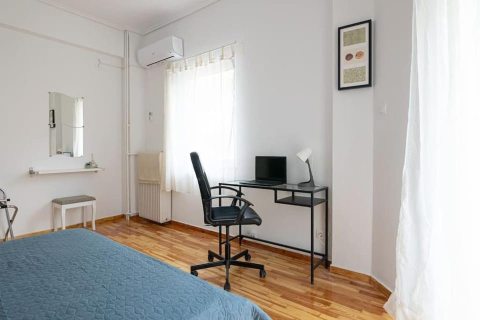 Athens Lovely Home with 2 Bedrooms-Next to Metro Apartment in Athens