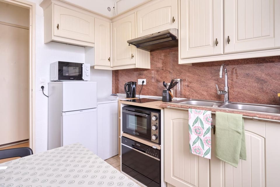 Cosy T1 with garage near CDG | By Airnest Apartment in Île-de-France