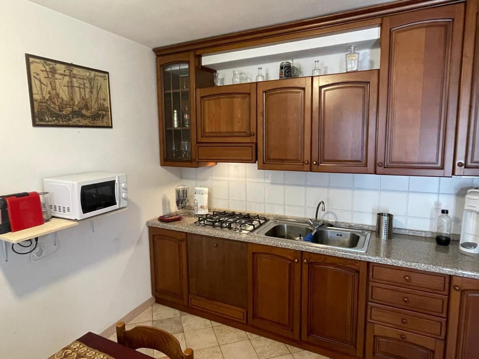 Kitchen or kitchenette, stove