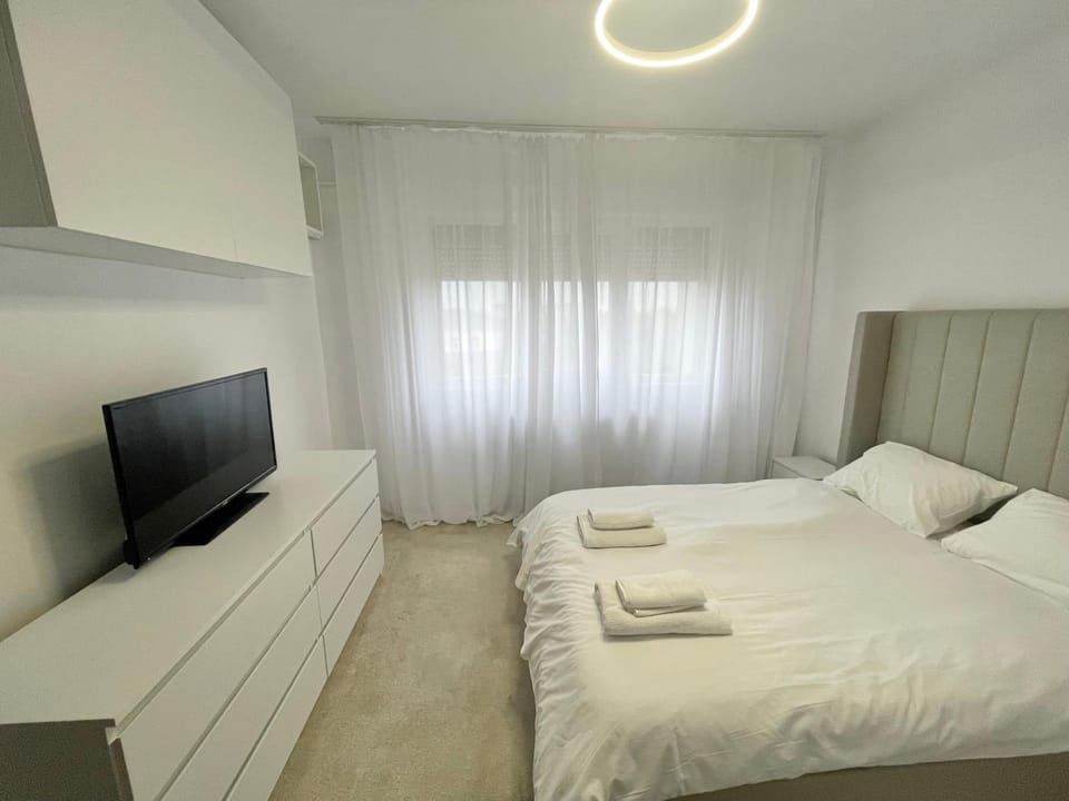 Nubia Modern Apartment Apartment in Craiova