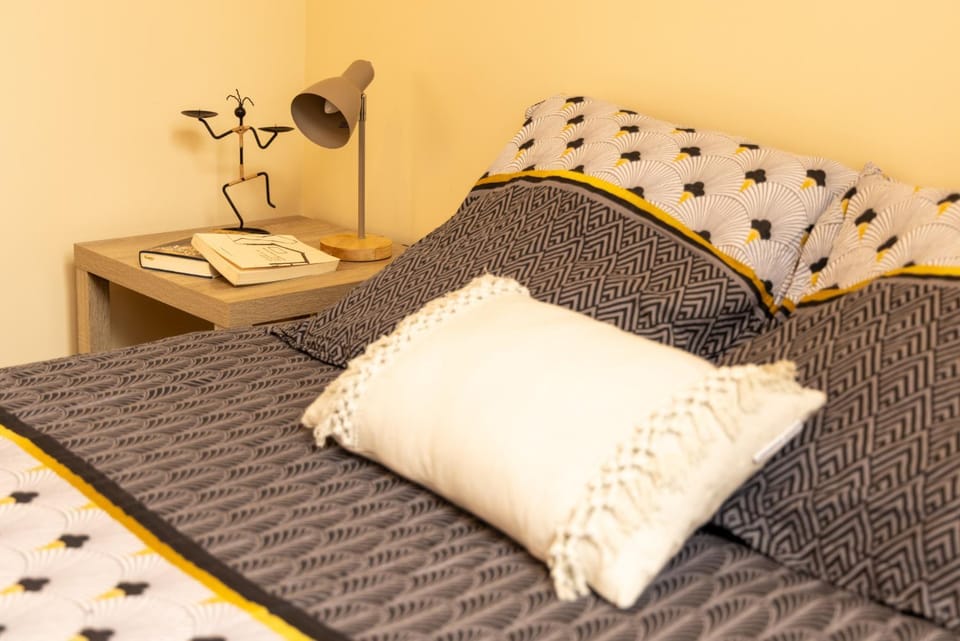 Bed, Photo of the whole room, Bedroom