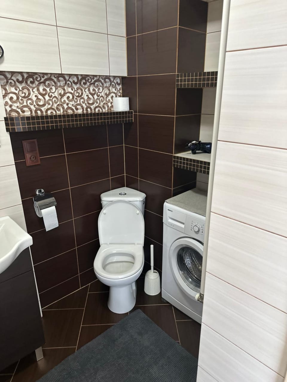 Toilet, Bathroom