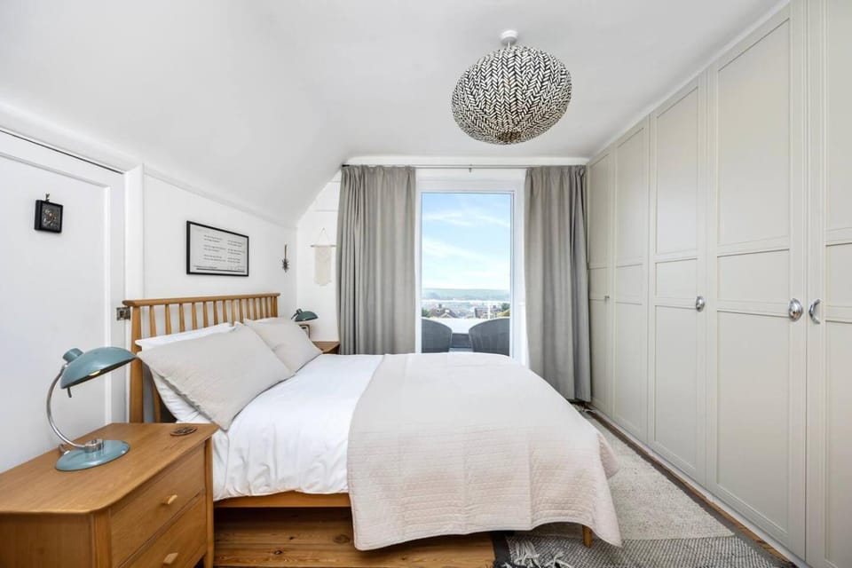 Bed, Other, Bedroom, wardrobe