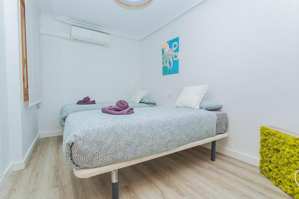 Bed, Photo of the whole room, Bedroom, towels, air conditioner