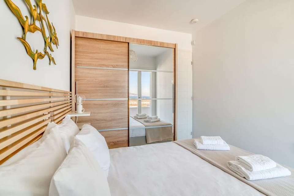 Paros Sea View Eco - Aetherian Ciel Villas, Cymo House in Paros, Greece