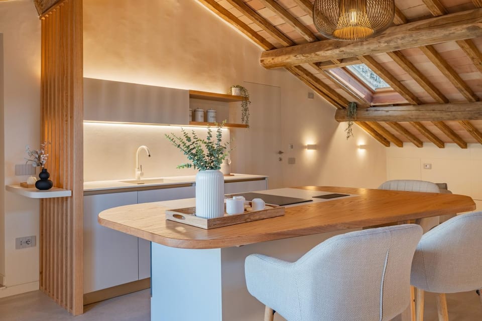 Kitchen or kitchenette, Living room