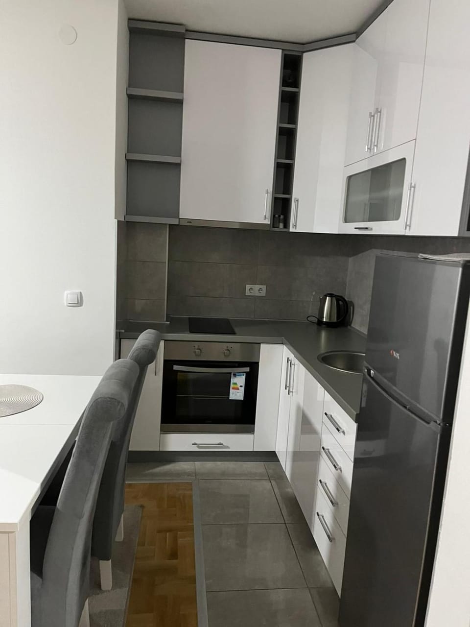 Apartman Zapadni Kej Pirot Apartment in Serbia