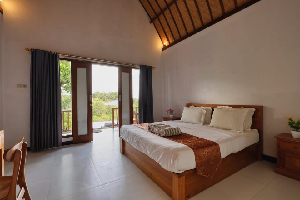 Bed, View (from property/room), Bedroom, towels