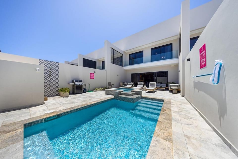 Catalina Residence Apt 3 - L.G. Smith Boulevard 546-J House in Noord