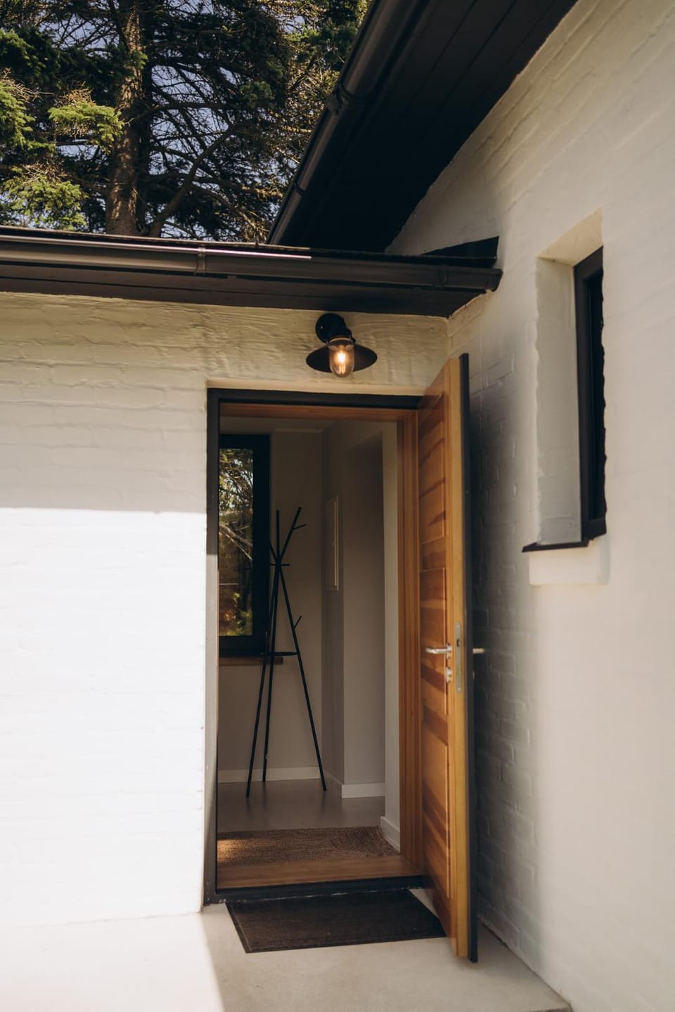 Facade/entrance