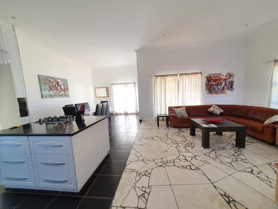 Living room, Seating area, Dining area, stove