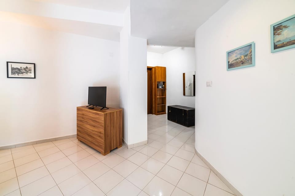 Communal lounge/ TV room, TV and multimedia, Evening entertainment