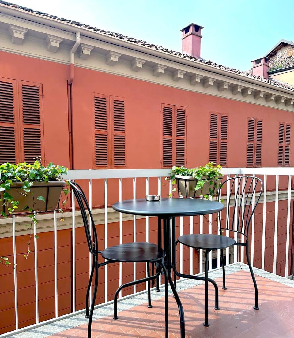 Balcony/Terrace, Balcony/Terrace