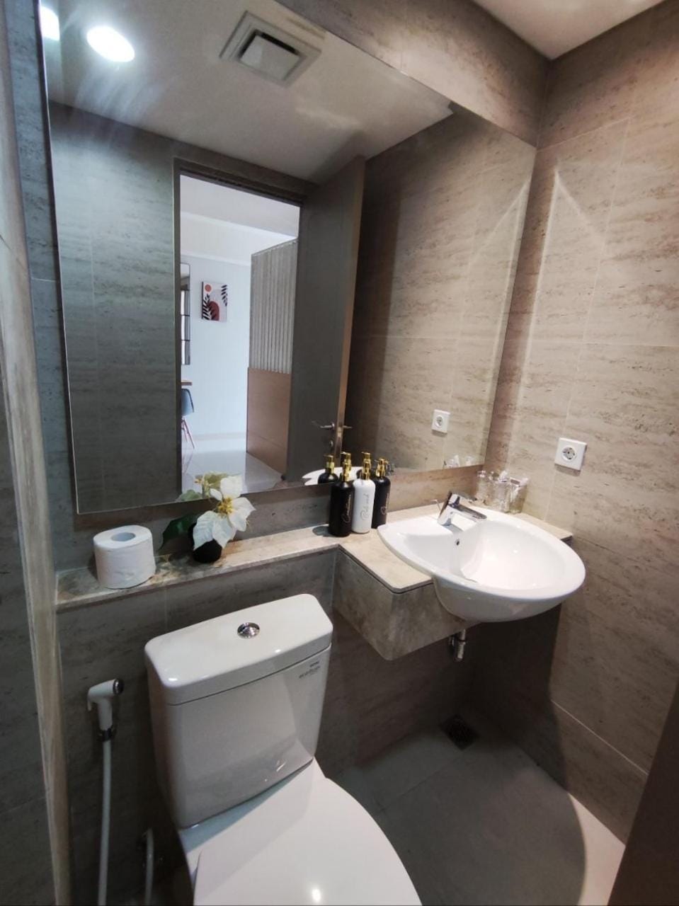 Goldcoast apartment Pik Apartment in Jakarta