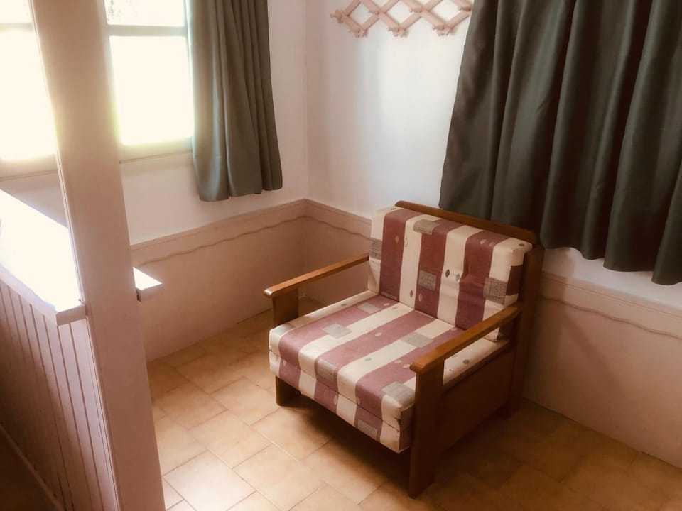 Barreira Beachfront Rooms 4 House in Messenia