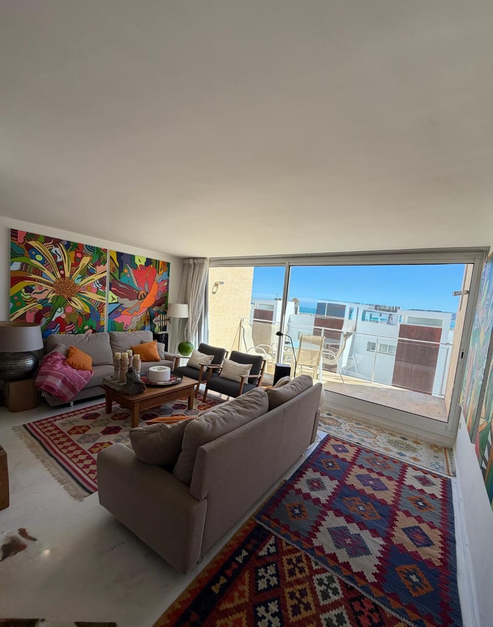 Balcony/Terrace, Living room