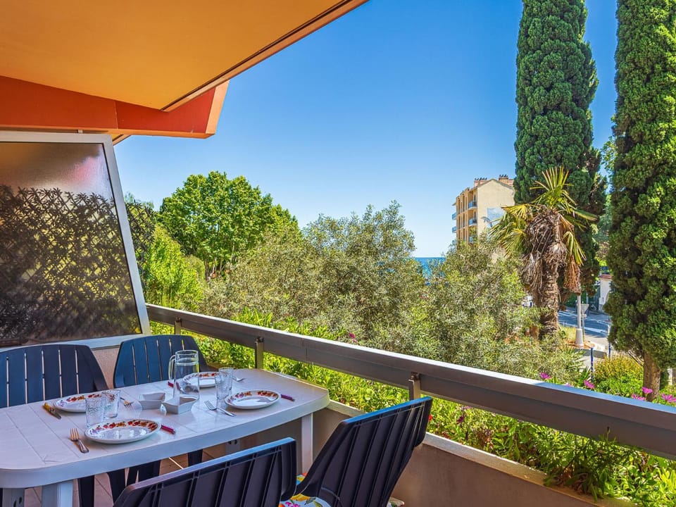 Studio Le Diamant by Interhome Apartment in Le Lavandou