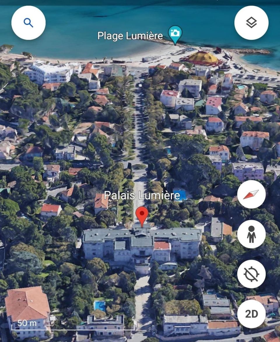 Beach, Location