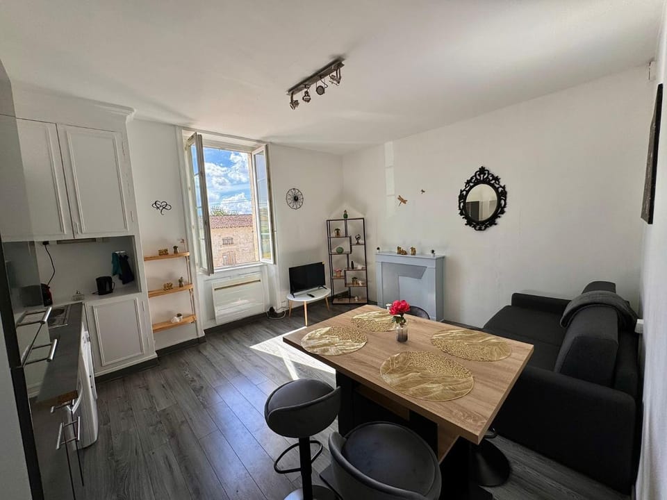 Islen Apartment in Cognac