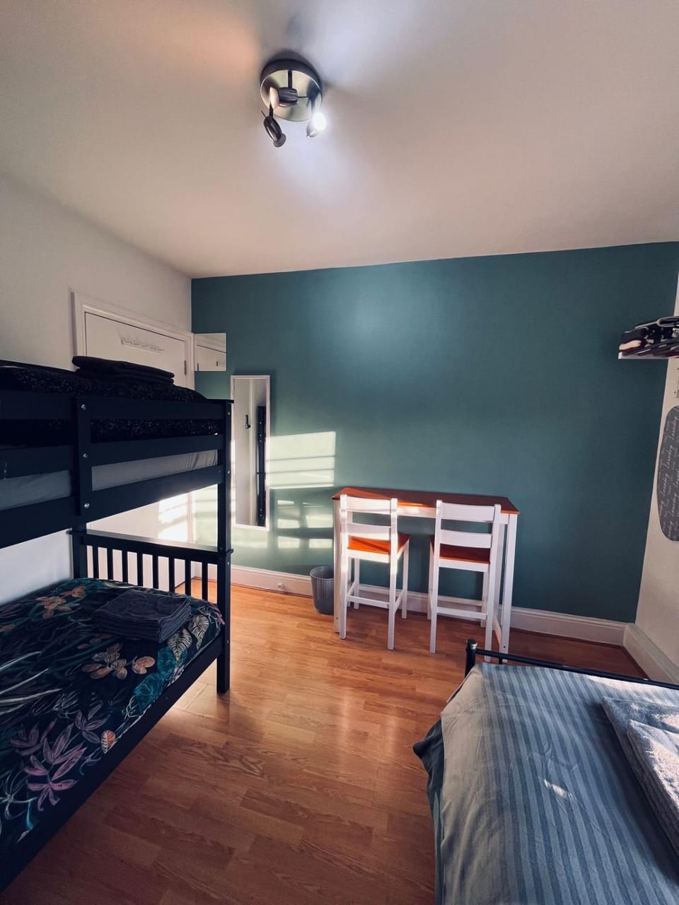 Bed, Photo of the whole room, Bedroom, bunk bed