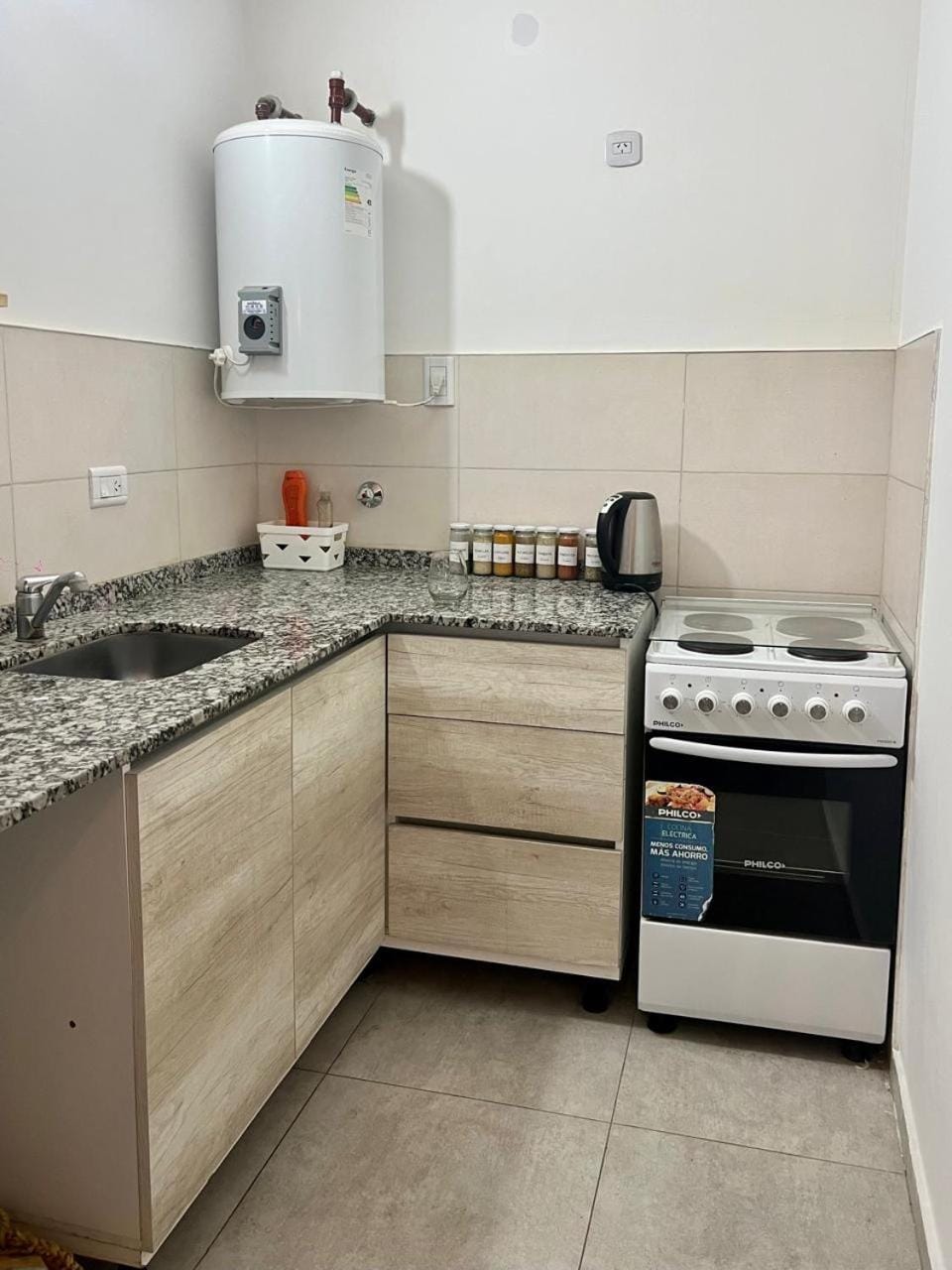 Kitchen or kitchenette