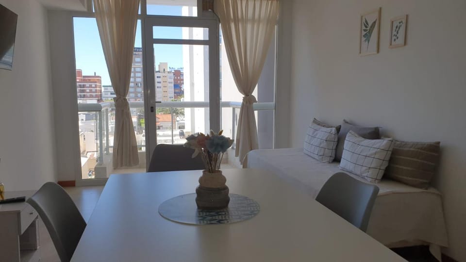 Bed, TV and multimedia, Balcony/Terrace, Living room, Dining area, furniture