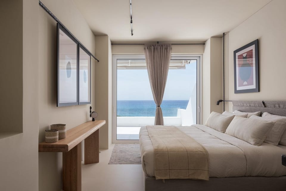 Bed, Photo of the whole room, Bedroom, Sea view