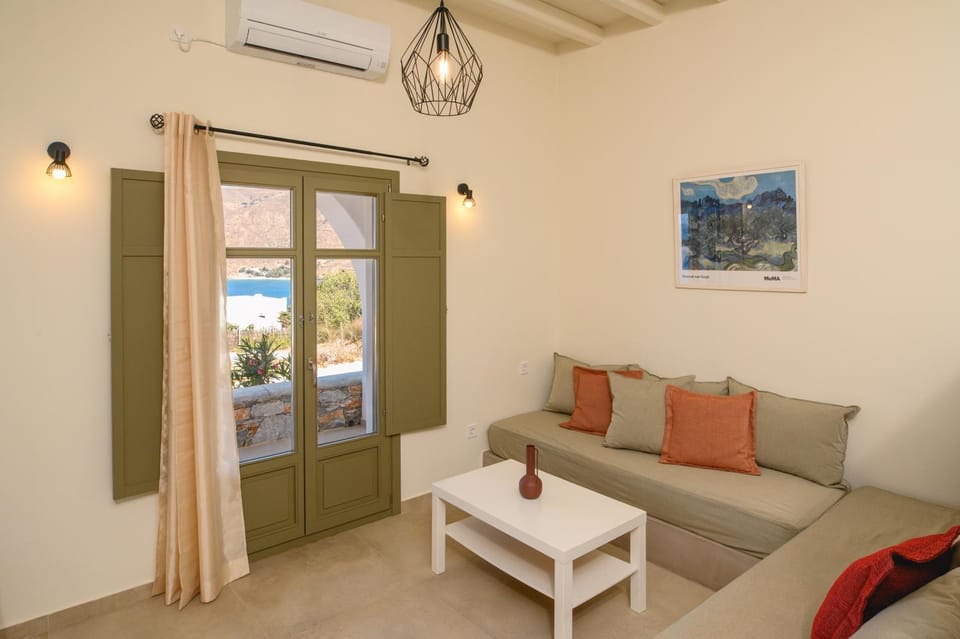 Patio, Living room, Seating area, air conditioner