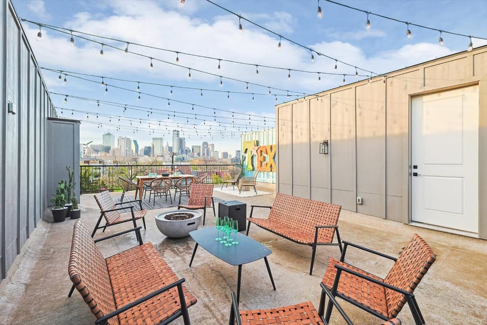 Best of The Cedars - Dallas Views Rooftop Luxury House in Dallas