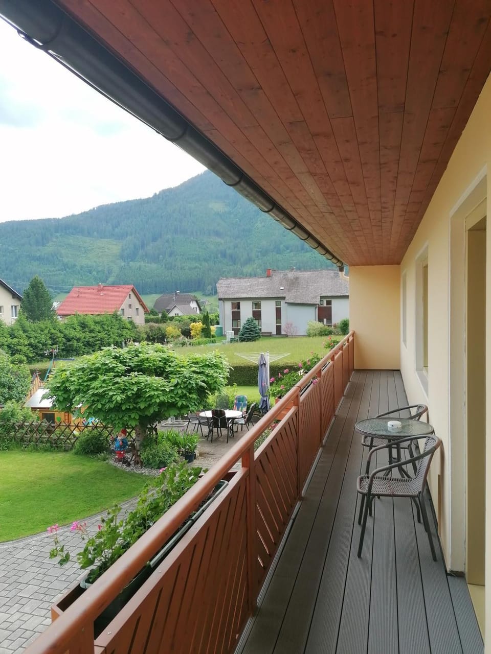 HAUS RUSSOLD - FEWO11 mit Balkon in entspannter Atmosphäre - GRÜNER SEE Apartment in Styria