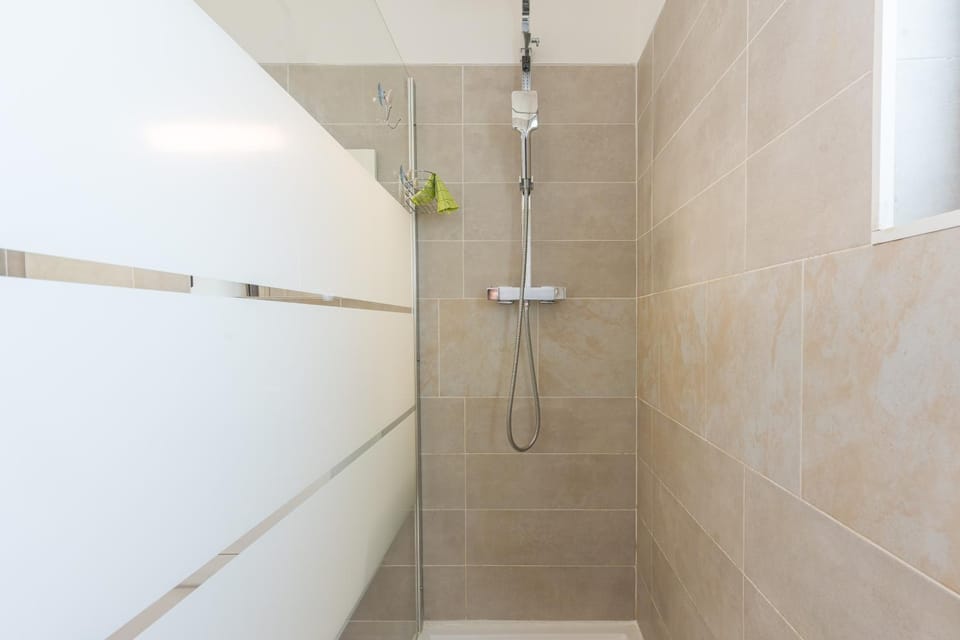 Bathroom, Living room