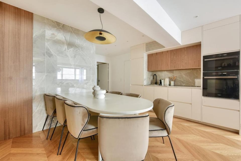 The place to be - 3BR with AirCo Apartment in Paris