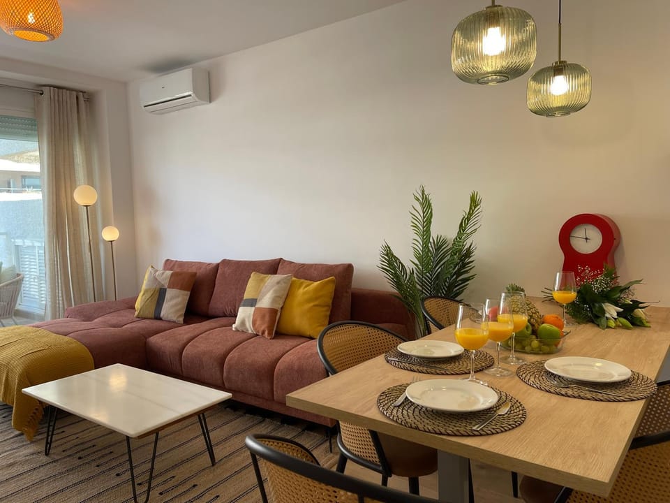 Living room, Seating area, Dining area, air conditioner