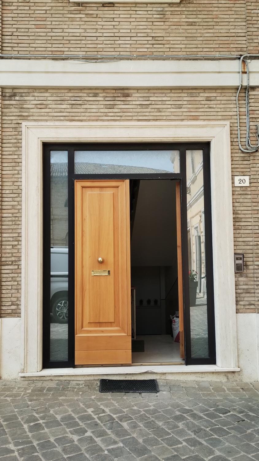 Property building, Facade/entrance