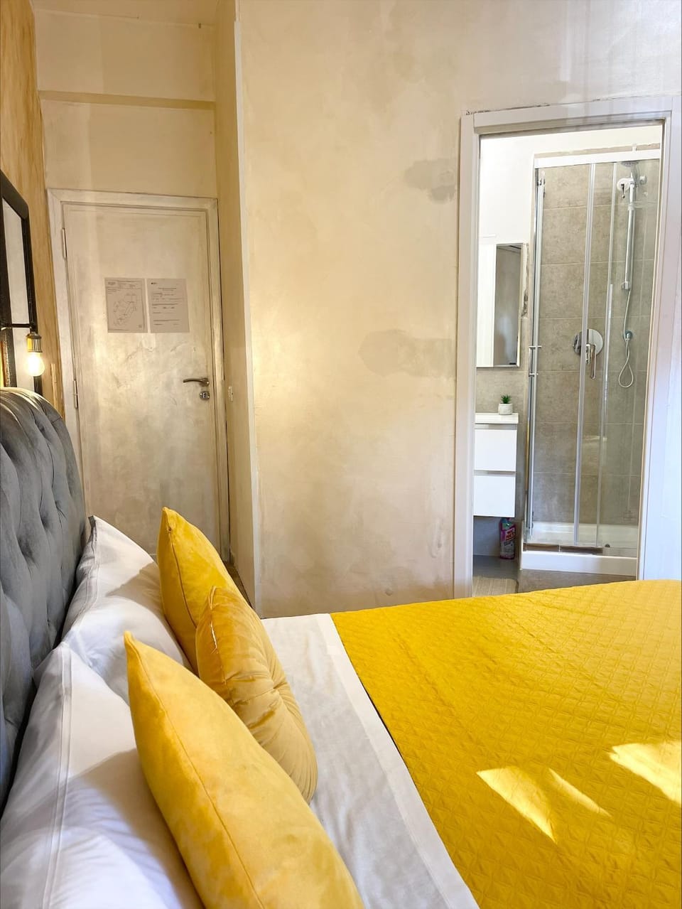 Romoli Rooms and suites Bed and Breakfast in Rome