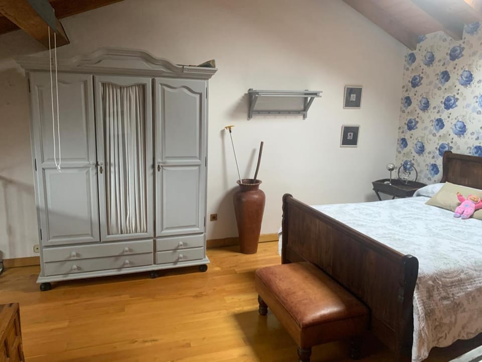 Bed, Bedroom, wardrobe