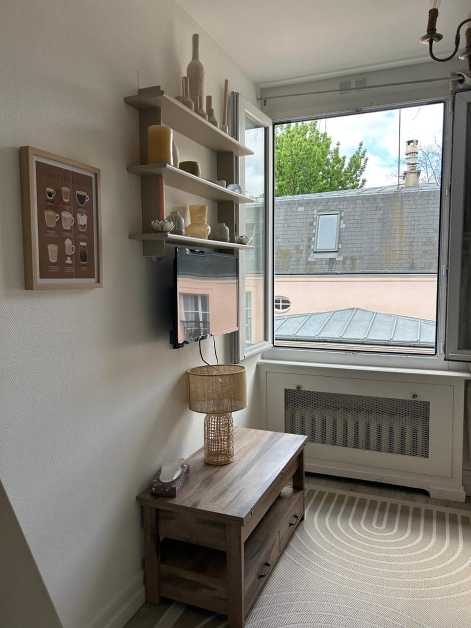 TV and multimedia, Garden view