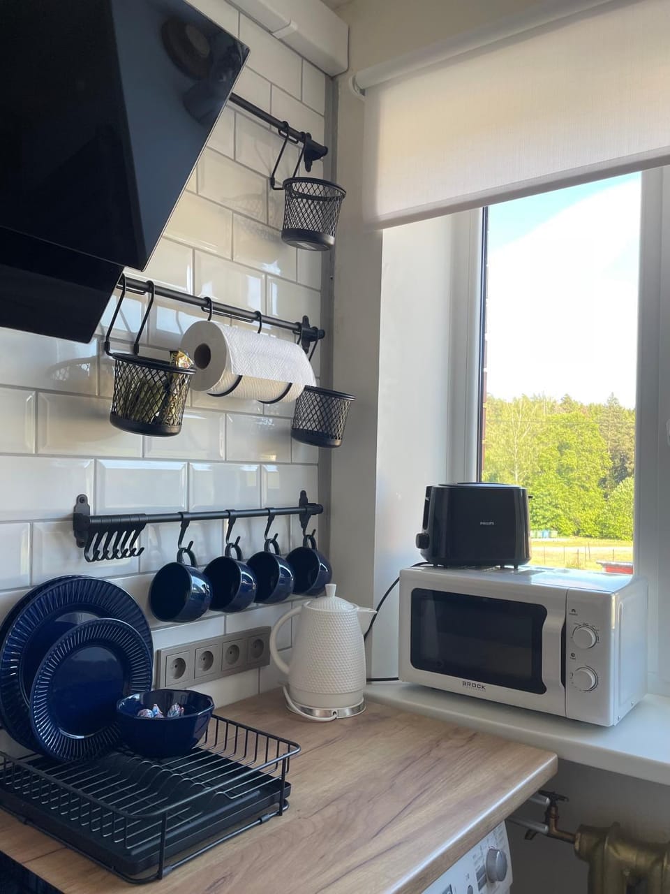 Kitchen or kitchenette, stove, toaster