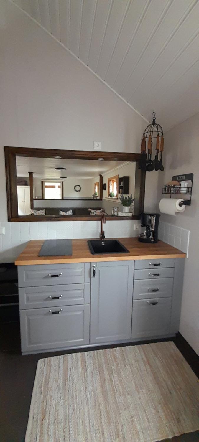 Kitchen or kitchenette, Breakfast, stove, kitchen