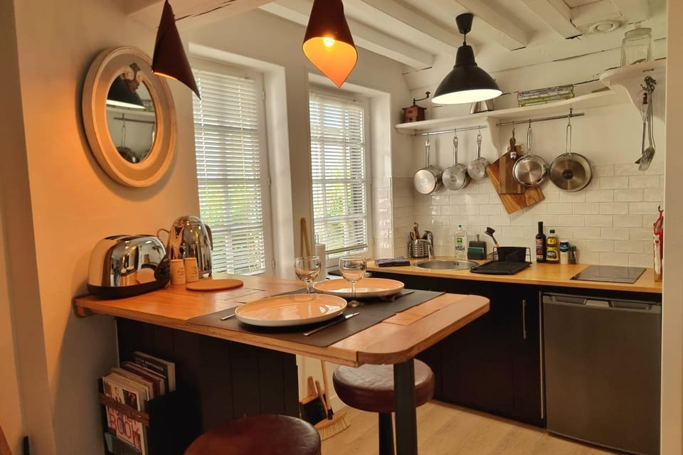 La Parenthèse Saint Jean Charming Studio in the Heart of Honfleur Apartment in Honfleur