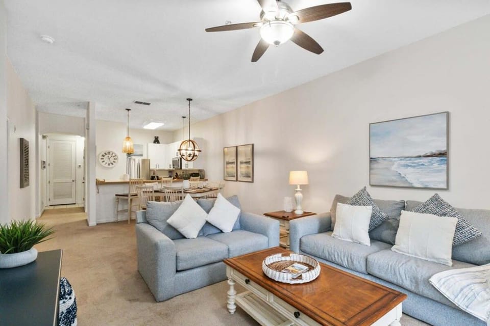 Second floor upgraded condo in Bahama Bay 2 bedrooms House in Polk County