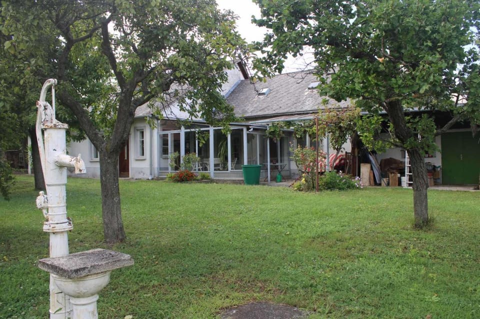 Golden Rose Apartman Country House in Hungary