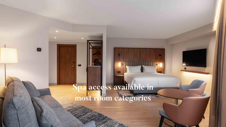 Bed, TV and multimedia, Photo of the whole room, Seating area