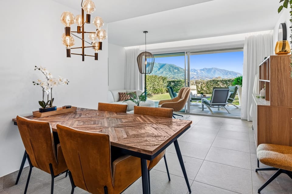 Solana Village Apartment in Costa del Sol