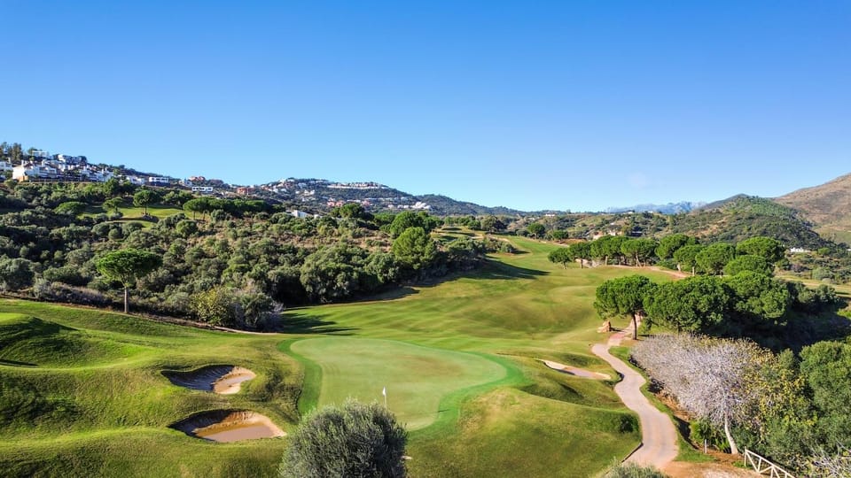 Solana Village Apartment in Costa del Sol