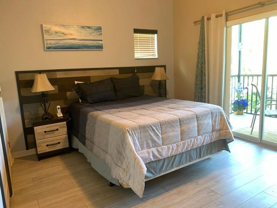 Bahama Bay- Two bedrooms condo fully equipped House in Polk County