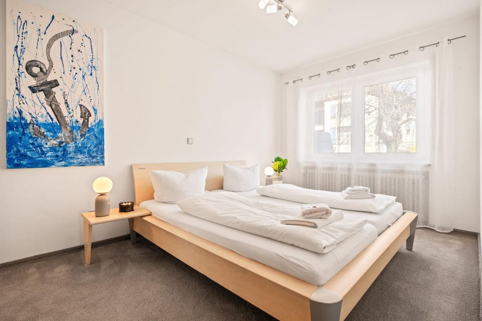 STAYS Hafenblick direkt am See Apartment in Hagnau am Bodensee